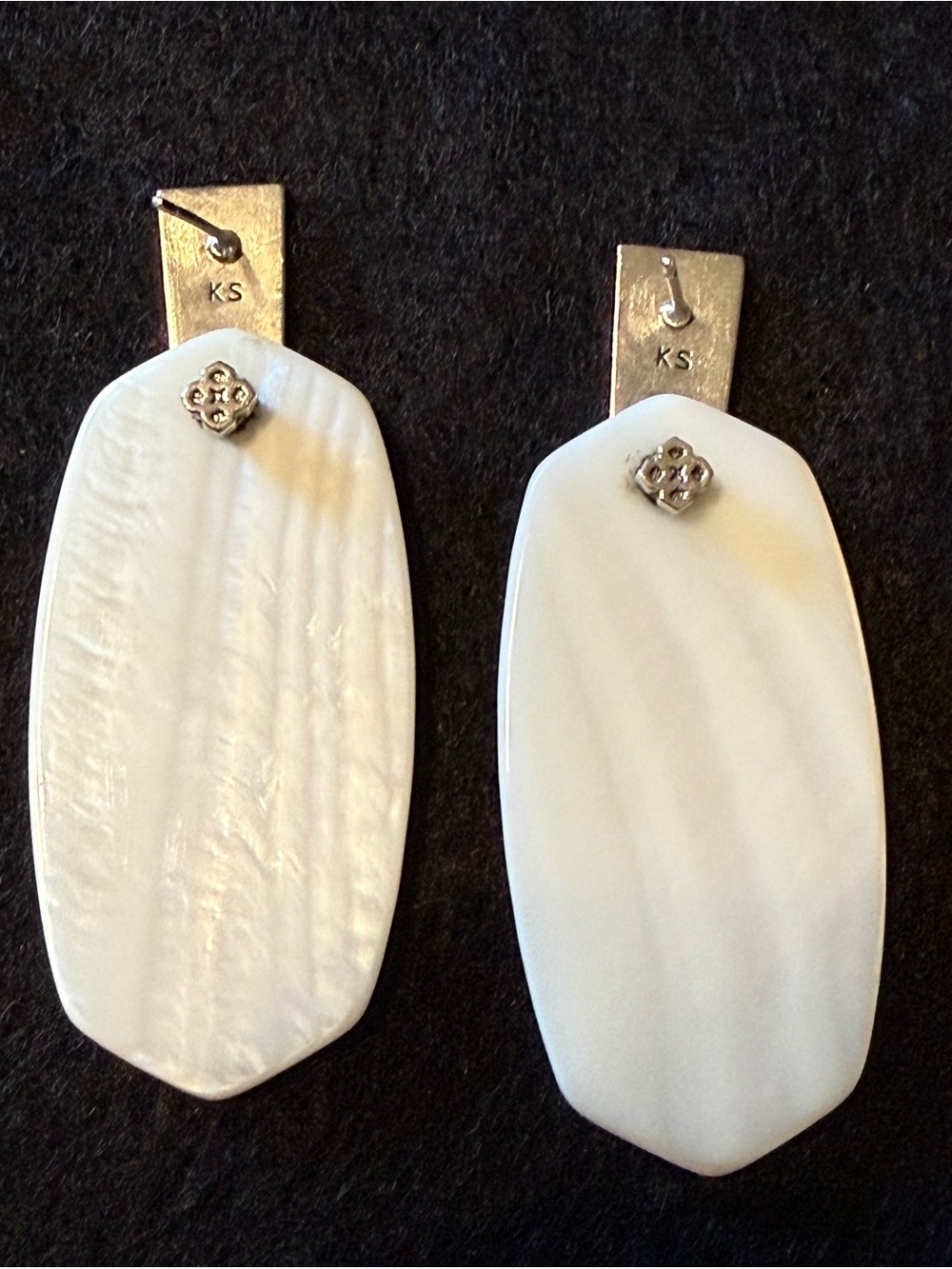 Kendra Scott Aragon Earrings - Picture 2 of 4